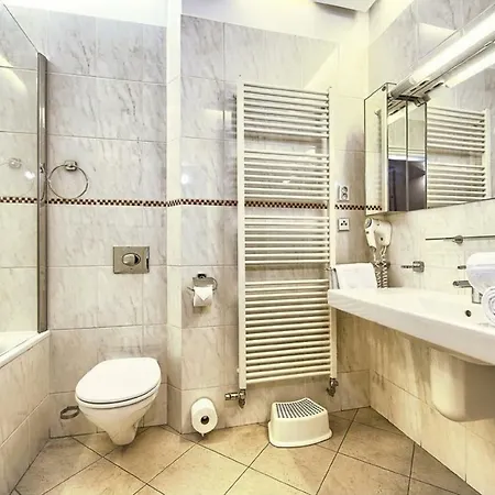 Διαμέρισμα Charming 3bd Apt *